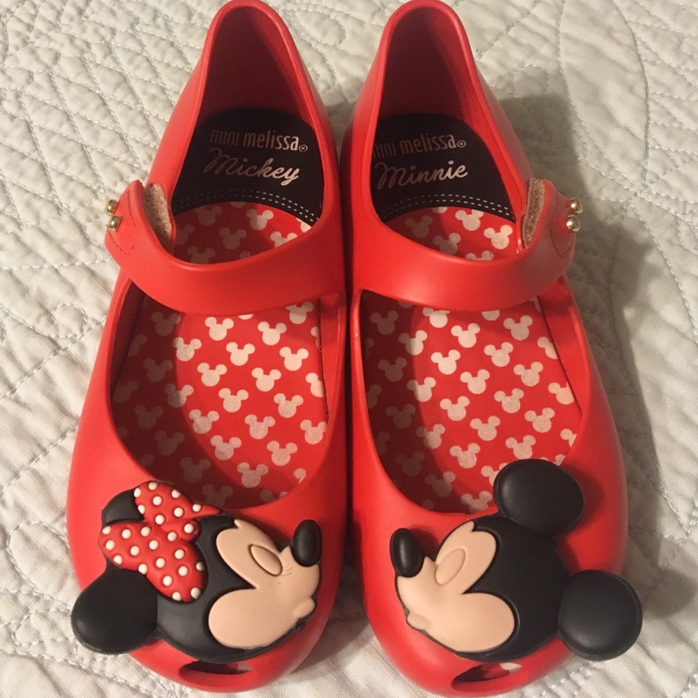 GUC MiniMelissa Ultragirl Disney Twins Red